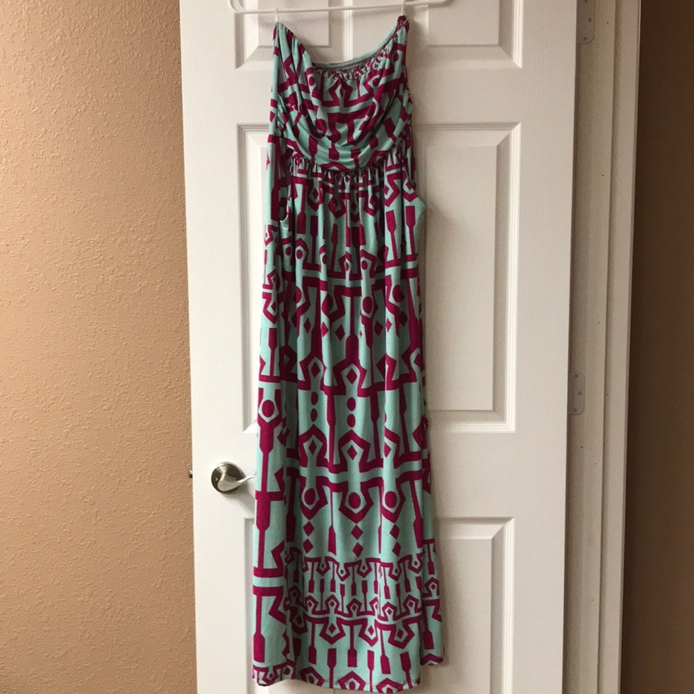 Strapless boutique Brand Dress sz L/XL Has pockets